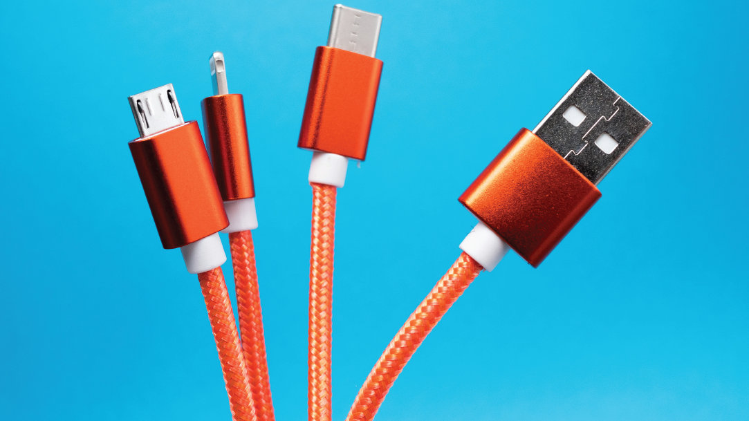 Four wired connection types, including USB-C, USB-A, mini-USB, and micro-USB cords
